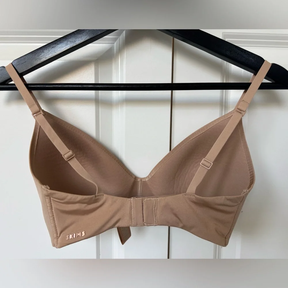 SKIMS T-shirt Demi Bra Wireless Seamless 32D Clay - Picture 5 of 6
